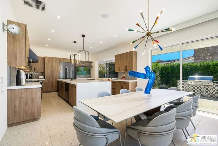 30 Mayfair Drive, Rancho Mirage, California 92270