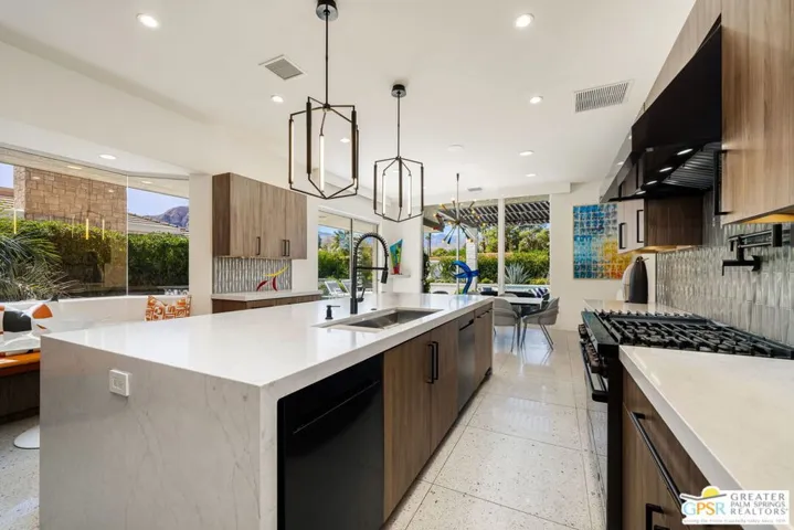30 Mayfair Drive, Rancho Mirage, California 92270