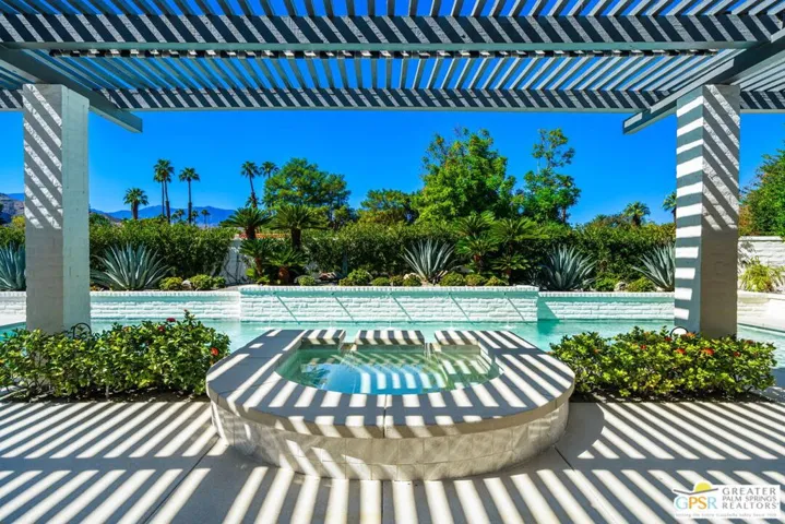30 Mayfair Drive, Rancho Mirage, California 92270