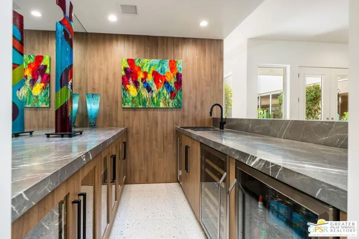 30 Mayfair Drive, Rancho Mirage, California 92270