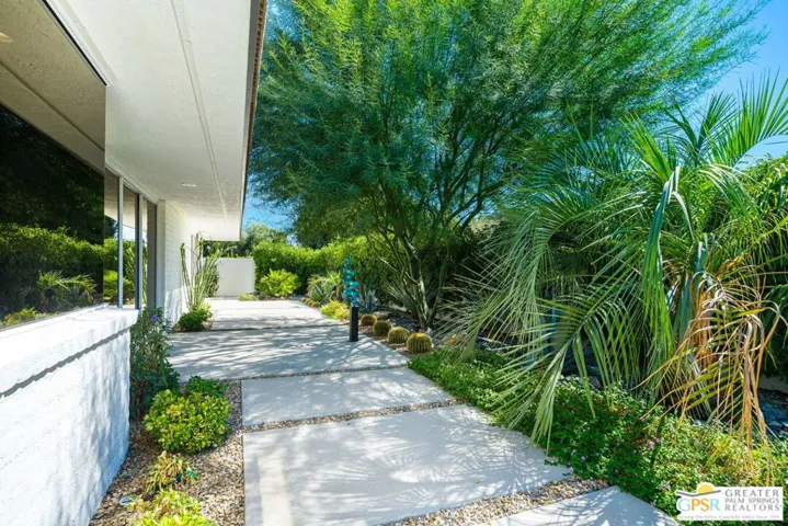 30 Mayfair Drive, Rancho Mirage, California 92270