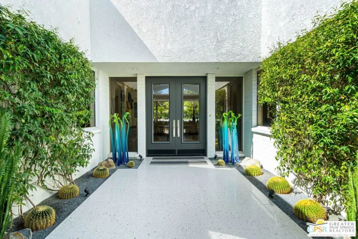 30 Mayfair Drive, Rancho Mirage, California 92270
