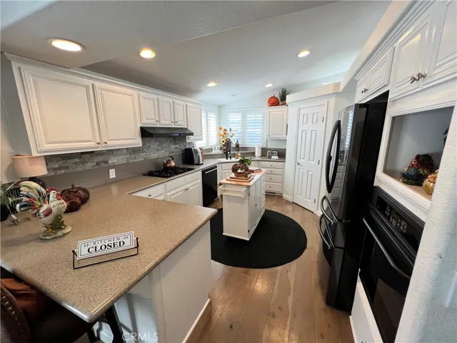 1550 Rimpau 114, Corona, California 92881