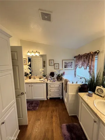 1550 Rimpau 114, Corona, California 92881