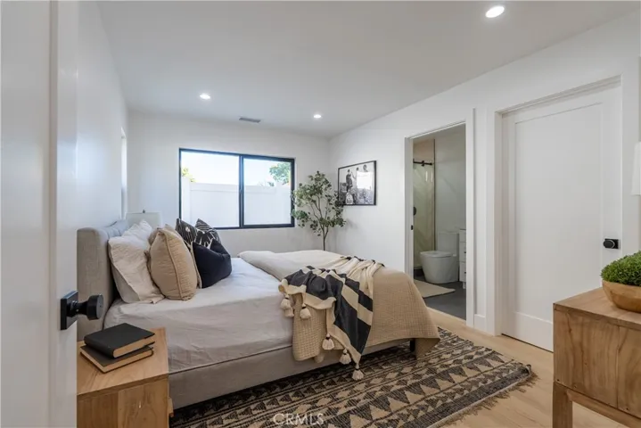 1719 Landis, Burbank, California 91504