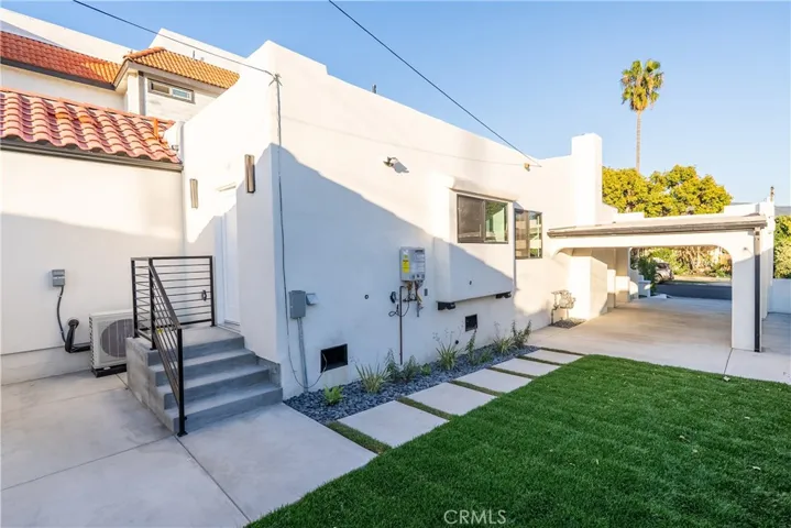 1719 Landis, Burbank, California 91504