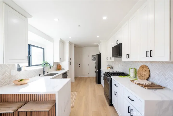 1719 Landis, Burbank, California 91504