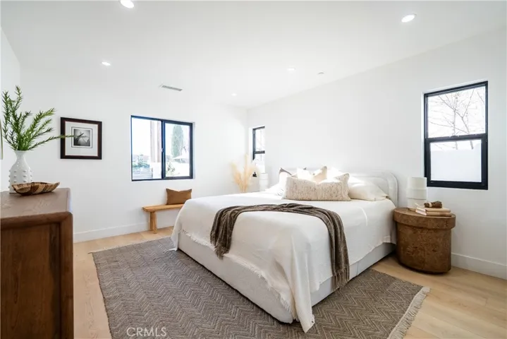 1719 Landis, Burbank, California 91504