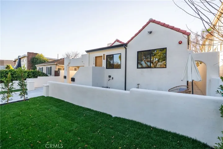 1719 Landis, Burbank, California 91504