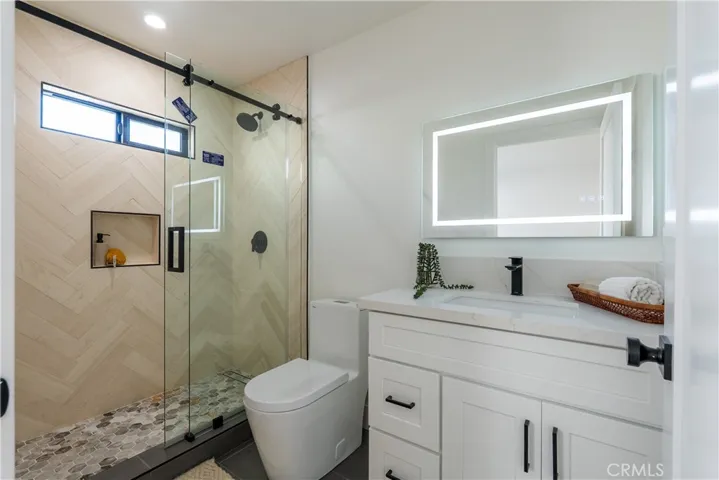 1719 Landis, Burbank, California 91504