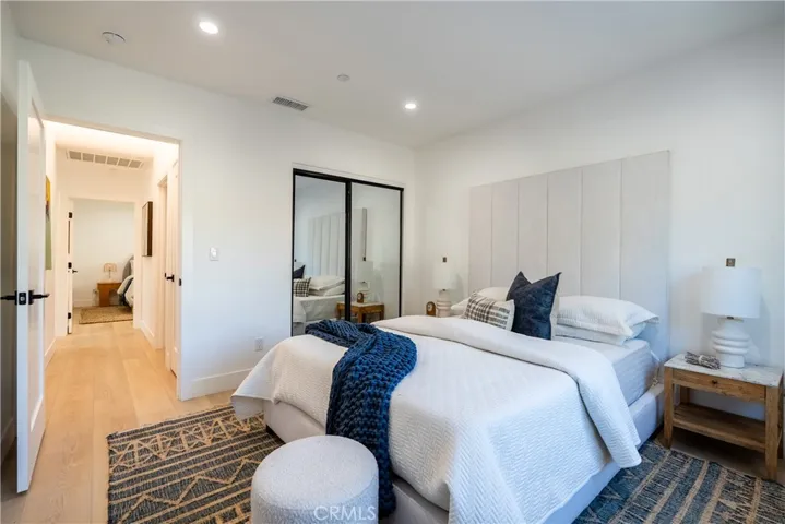 1719 Landis, Burbank, California 91504