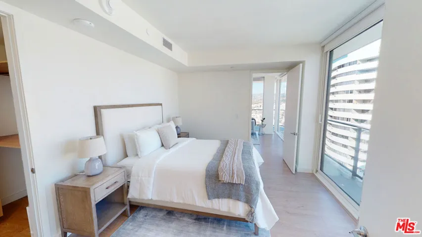 11750 Wilshire Boulevard 2011, Los Angeles, California 90025