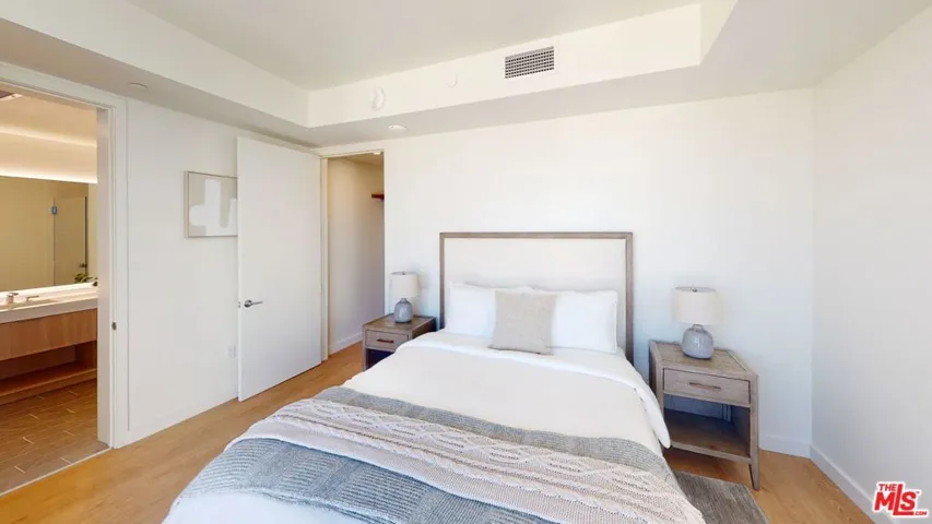11750 Wilshire Boulevard 2011, Los Angeles, California 90025