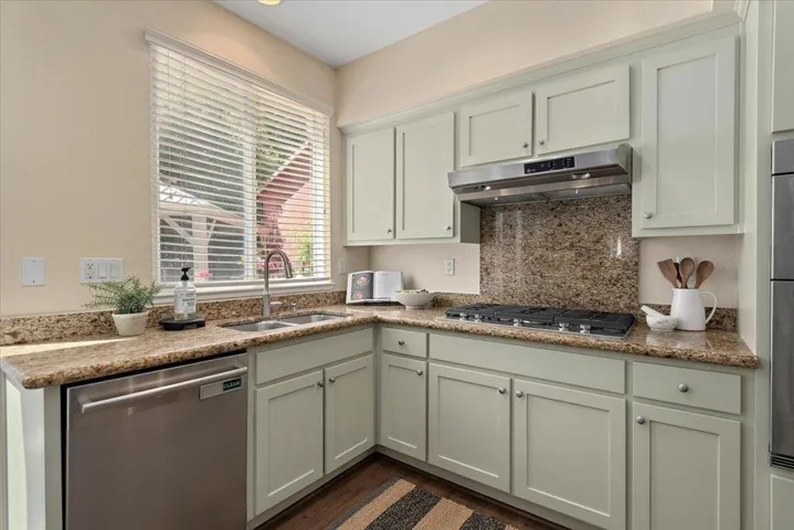 129 Smith Ranch Court, Los Gatos, California 95032