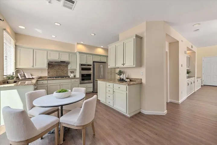 129 Smith Ranch Court, Los Gatos, California 95032