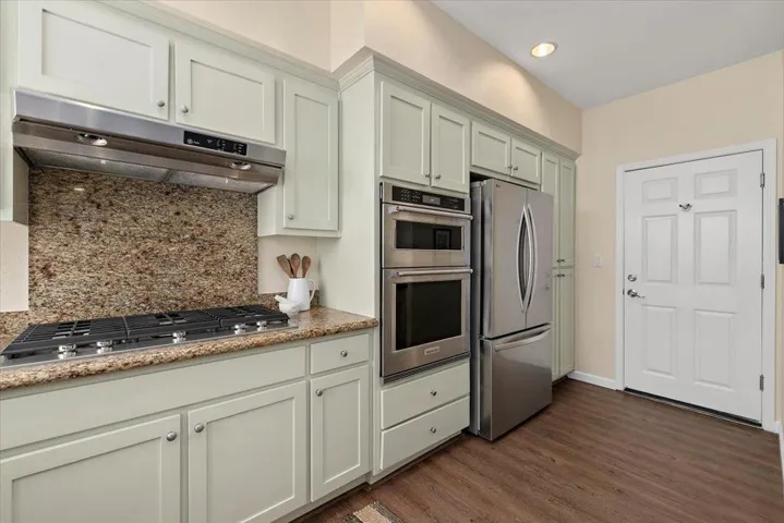 129 Smith Ranch Court, Los Gatos, California 95032