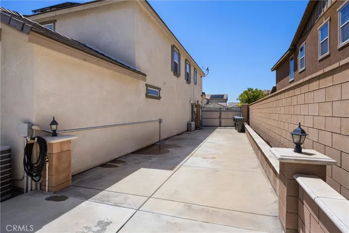 5377 Strawberry, Fontana, California 92336