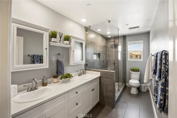 5377 Strawberry, Fontana, California 92336