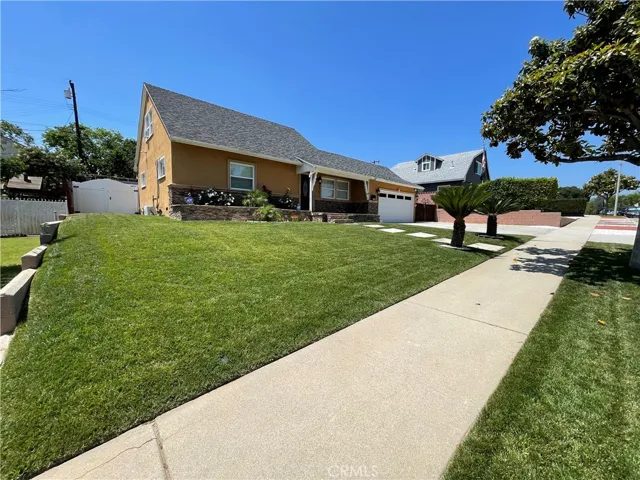737 N Garsden, Covina, California 91724