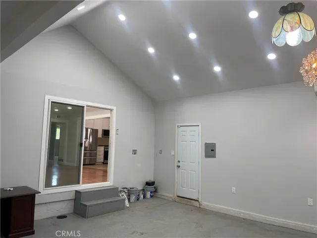 737 N Garsden, Covina, California 91724