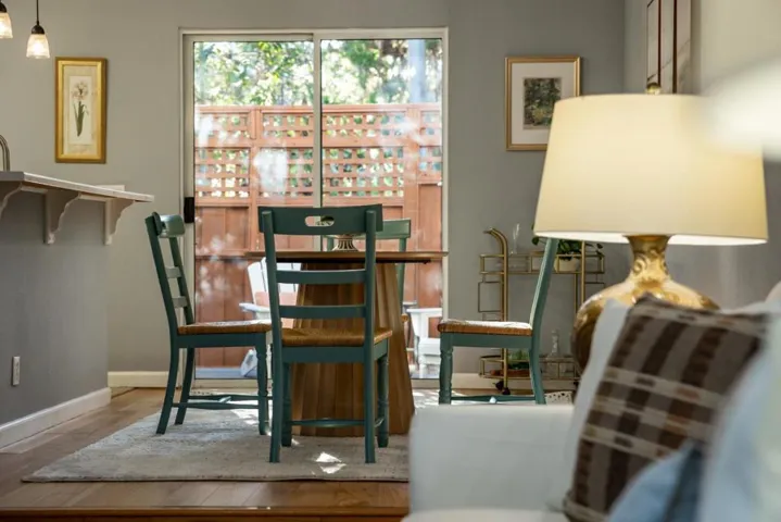 1644 Ocean Street, Santa Cruz, California 95060