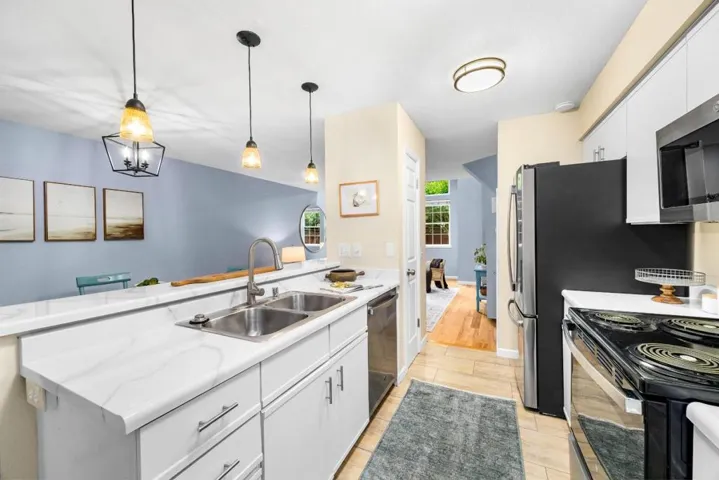 1644 Ocean Street, Santa Cruz, California 95060