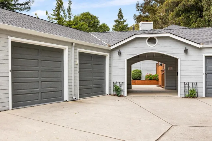 1644 Ocean Street, Santa Cruz, California 95060