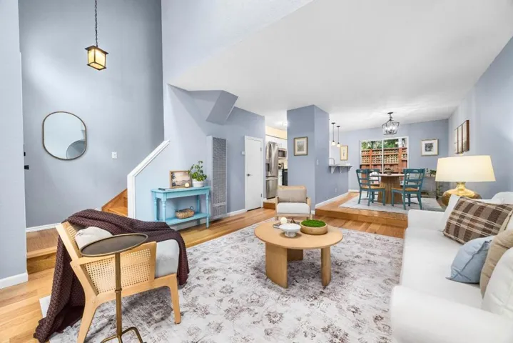 1644 Ocean Street, Santa Cruz, California 95060