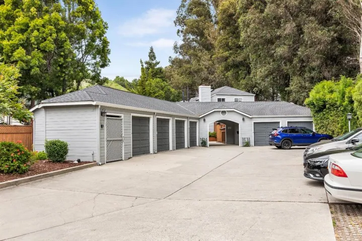 1644 Ocean Street, Santa Cruz, California 95060