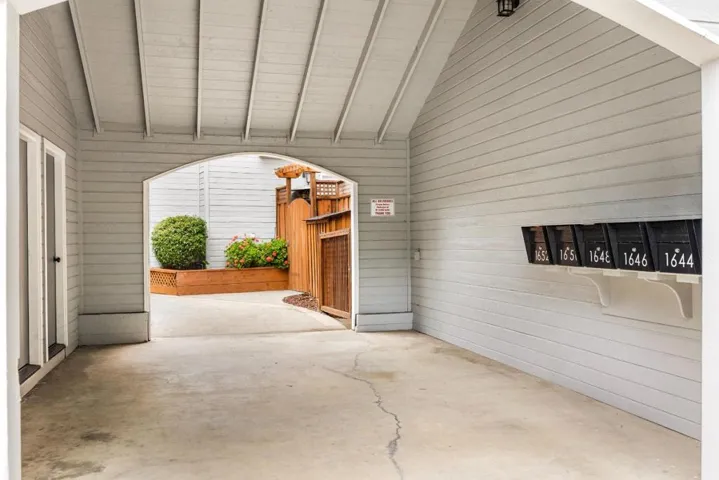 1644 Ocean Street, Santa Cruz, California 95060