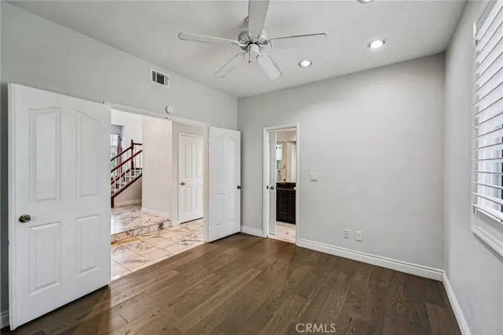 901 Clearwood Avenue, Riverside, California 92506
