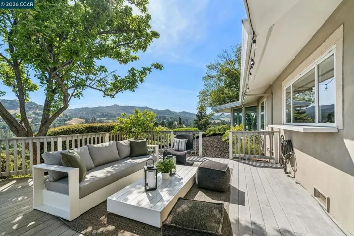 3175 Surmont Dr, Lafayette, California 94549