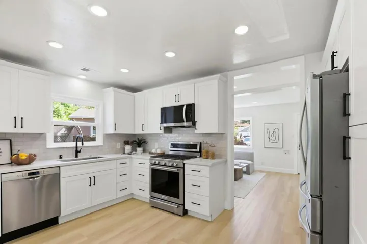 918 Chabrant Way, San Jose, California 95125