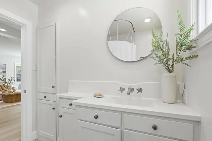 918 Chabrant Way, San Jose, California 95125