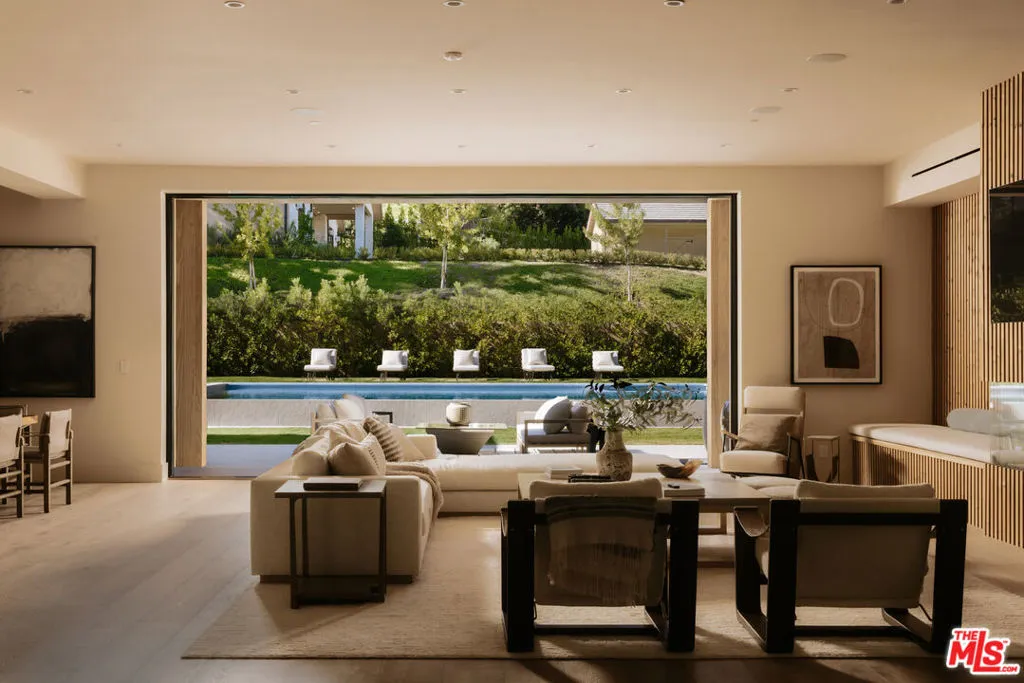 5287 Round Meadow Road, Hidden Hills, California 91302 — photo 4