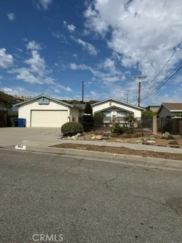 lots of street parking, gated patio space up front