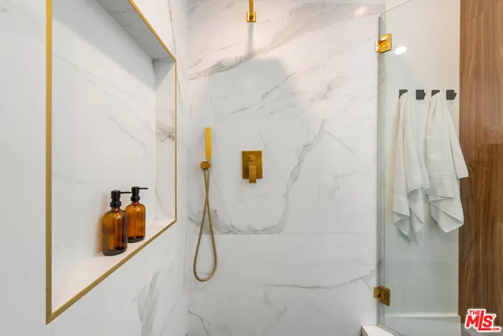 20748 Burbank Boulevard, Woodland Hills, California 91367