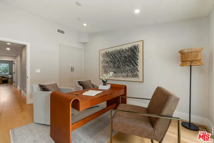 20748 Burbank Boulevard, Woodland Hills, California 91367