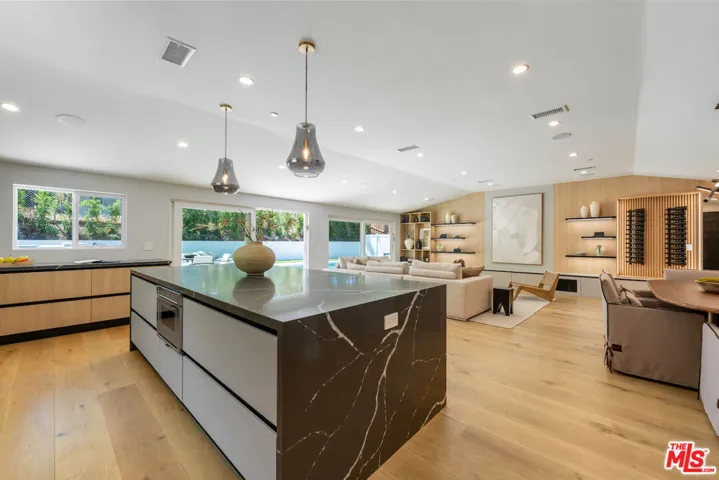 20748 Burbank Boulevard, Woodland Hills, California 91367