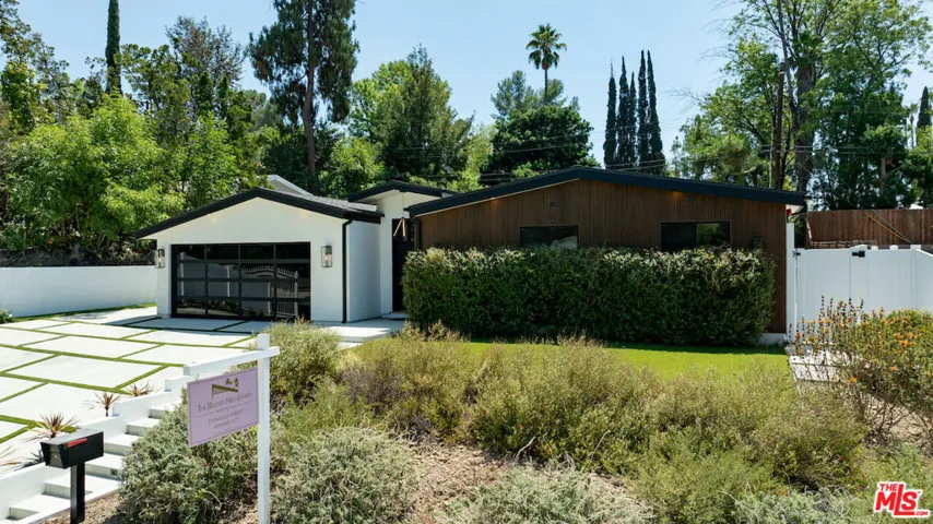 20748 Burbank Boulevard, Woodland Hills, California 91367