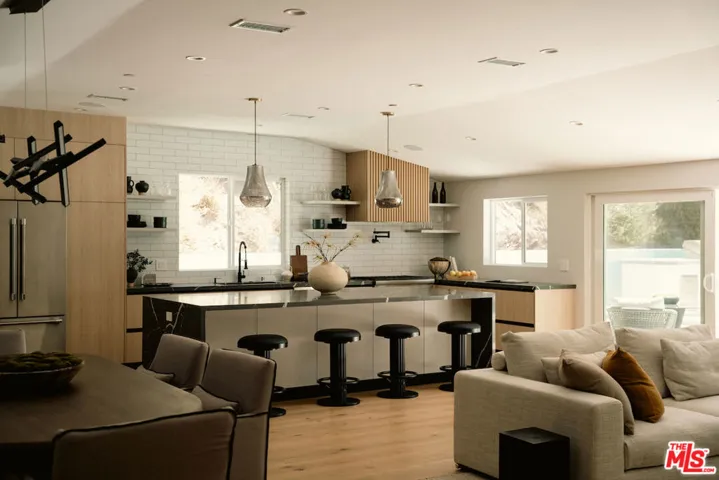 20748 Burbank Boulevard, Woodland Hills, California 91367