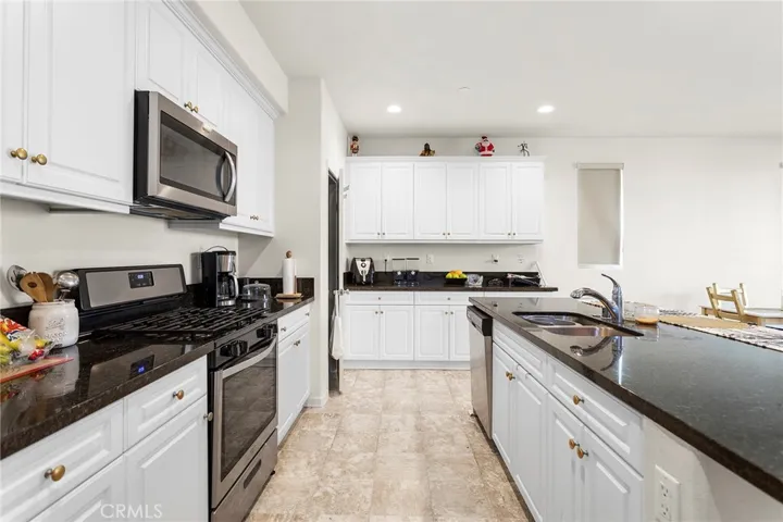 35342 Marabella Court, Winchester, California 92596