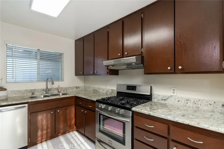 4622 San Jose H, Montclair, California 91763