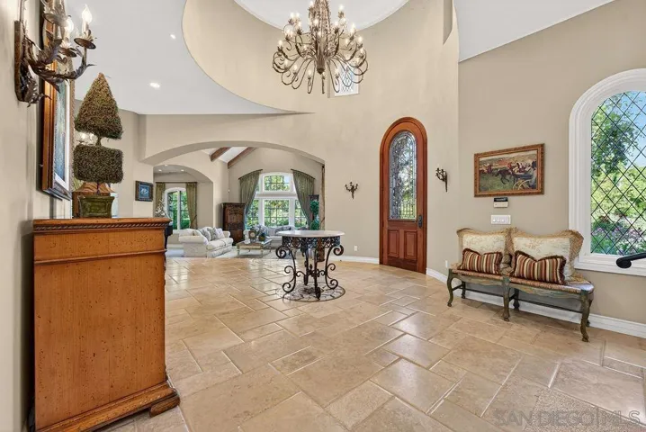 6253 Clubhouse Drive, Rancho Santa Fe, California 92067