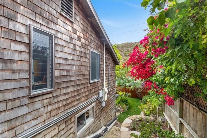 1553 Arroyo Drive, Laguna Beach, California 92651