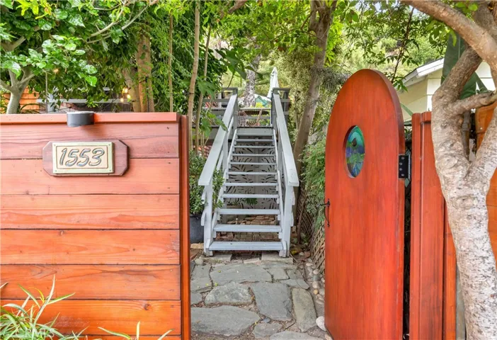 1553 Arroyo Drive, Laguna Beach, California 92651
