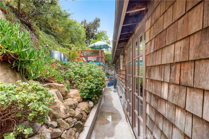 1553 Arroyo Drive, Laguna Beach, California 92651