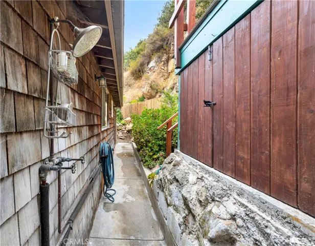 1553 Arroyo Drive, Laguna Beach, California 92651