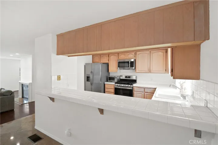 1158 W 11th Street J, San Pedro, California 90731