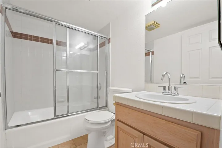 1158 W 11th Street J, San Pedro, California 90731